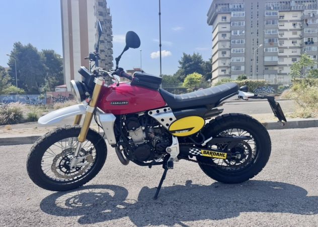 Caballero 500 moto divertente e versatile - Foto 4