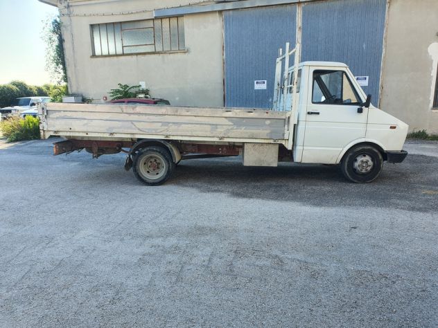Iveco Daily I 35-8 2.4 D 72CV Cassone Fisso - Foto 4