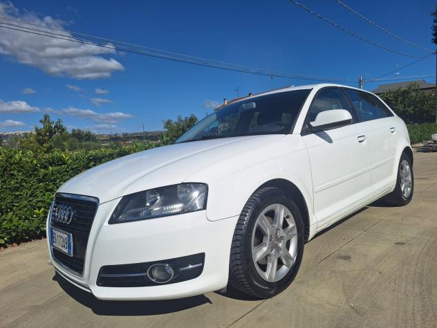 Audi A3 1.6 TDI 90cv 2.490,00 - Foto 5