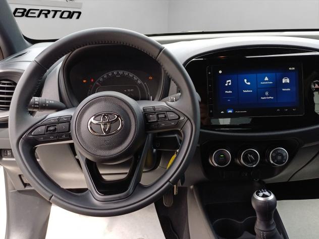 Toyota Aygo X 1.0B (72 CV) Active - Foto 8