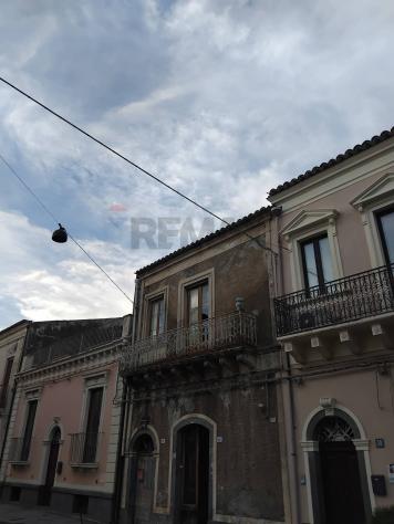 Casa Indipendente in vendita a Piedimonte Etneo