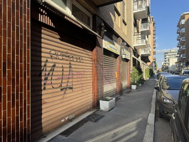 Sesto San Giovanni - Negozio con canna fumaria per pizzeria-ristorante - Foto 3