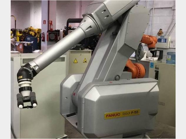 ROBOT FANUC P-155 PAINT , Rj3iB controller Usato