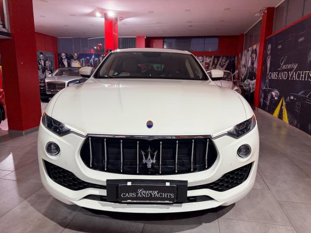 Maserati Levante V6 Diesel 275 CV AWD-PANO-FULL - Foto 2