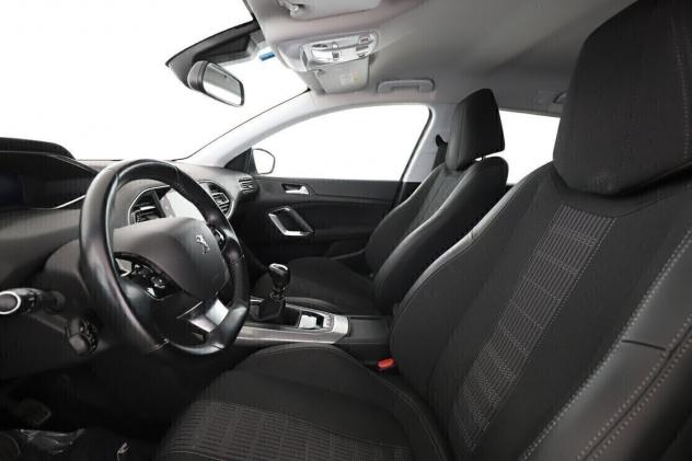 Peugeot 308 BlueHDi 100 S&S SW- 2020 - Foto 2