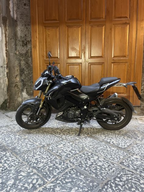 KEEWAY-RKF 125