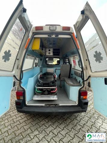 VOLKSWAGEN T5 AMBULANZA (ROMMA) VP - Foto 4