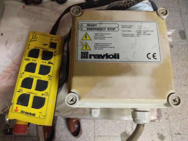 Radiocomandi usati per gru edili e carroponti e altre applicazioni - Foto 3