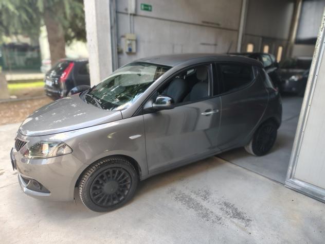 Lancia Ypsilon Hybrid Condizioni Pari al Nuovo! - Foto 6