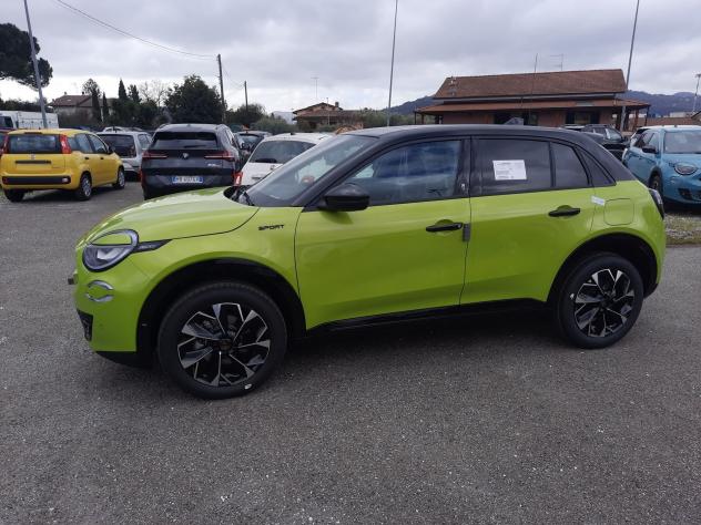 FIAT 600 1.2 Hybrid 145cv Sport Ed Mil Cort 26 - Foto 4