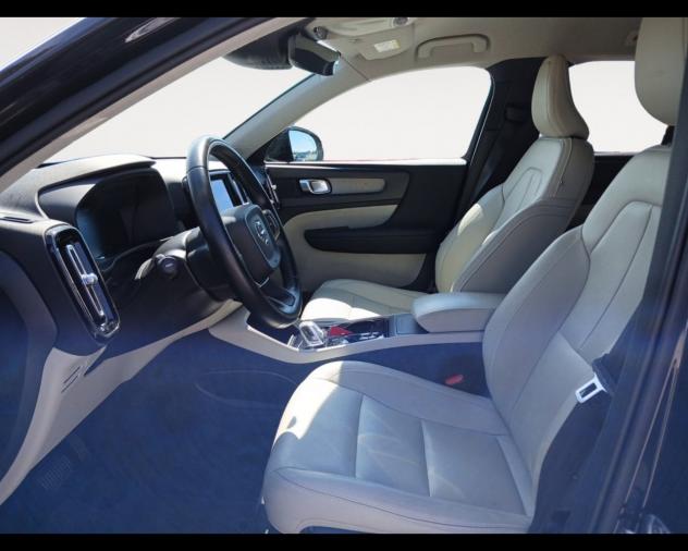 Volvo XC40 (2017---) D4 AWD Geartronic Inscription - Foto 9