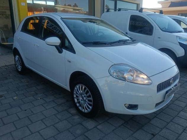 FIAT Grande Punto 1.4 5 porte Dynamic Natural Power rif. 24190778