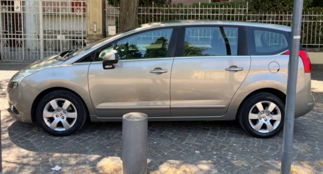 Peugeot 5008 1.6 VTi 120 CV Tecno, benzina Euro 5A, 7 posti, 89.000 km – 2010