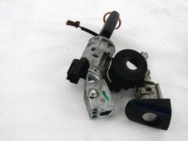 9664843780 KIT ACCENSIONE AVVIAMENTO CITROEN C4 1.6 D 66KW 5M 5P (2009) RICAMBIO USATO CON CENTRALINA MOTORE, BLOCCHETTI ACCENSIONE APERTURA CON CHIAV - Foto 6