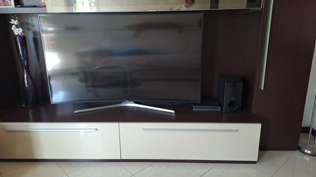 Samsung Televisione 65 pollici modello Curvo full hd