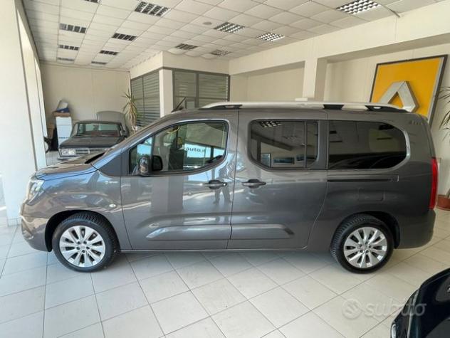 Opel Combo TRASPORTO DISABILI PIANALE RIBASSATO - Foto 3