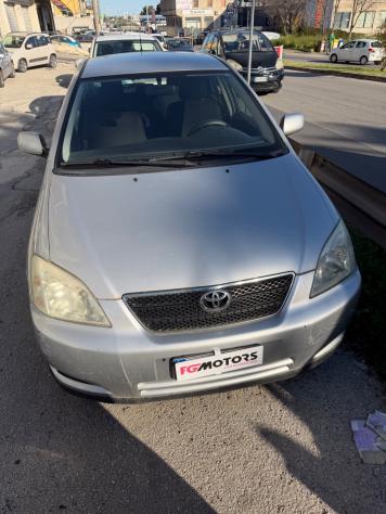 Toyota Corolla 2.0 tdi D-4D 5 porte - Foto 2