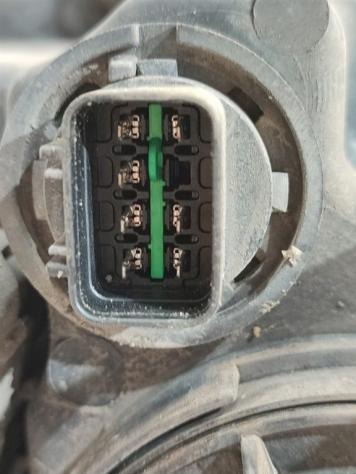 FARO ANTERIORE SINISTRO KIA Rio 4° Serie 921011W280 92101-1WXXX D4FC (11) - Foto 4