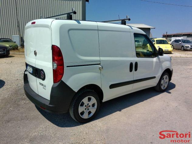 FIAT - Doblò - 1.6 MJT 120 CV Easy - Foto 3