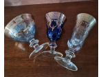 Set trittico bicchieri in cristallo e decori oro di cui uno