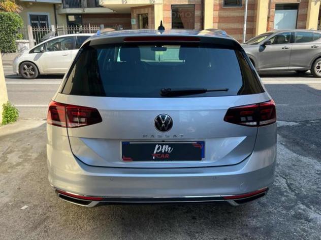 VOLKSWAGEN Passat Variant 2.0 TDI SCR EVO DSG Executive rif. 23936868 - Foto 6