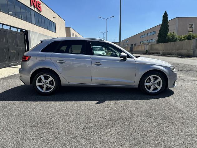 Audi A3 30 TDI Design SportBack - Foto 7