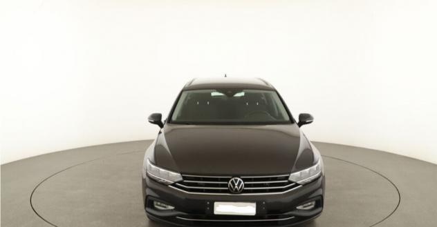 Volkswagen Passat Variant 1.6 TDI SCR Business BlueMotion Technology - Foto 5