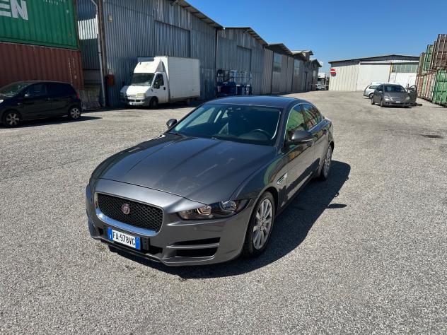 Jaguar XE 2.0 D Turbo aut. Pure PELLE NAVI - Foto 3