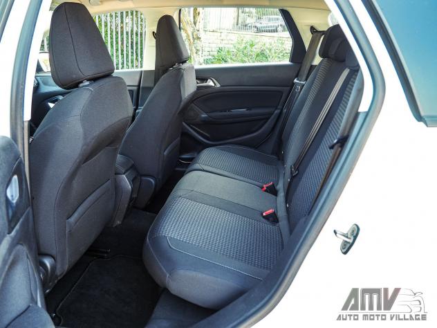 Peugeot 308 BlueHDi 100 S&S SW Business - Foto 10