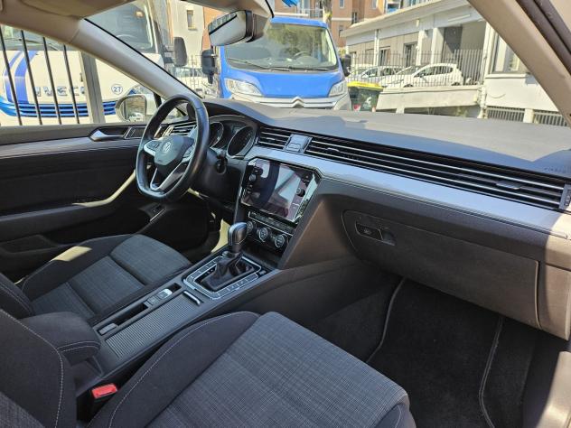 Volkswagen Passat 1.6 TDI SCR 120cv BMT DSG Business - Foto 10