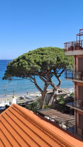 Alassio, luminoso trilocale con tutti i confort - Foto 2