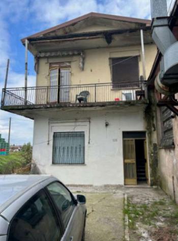 Immobile in asta di 105 m² in vendita a Angiari