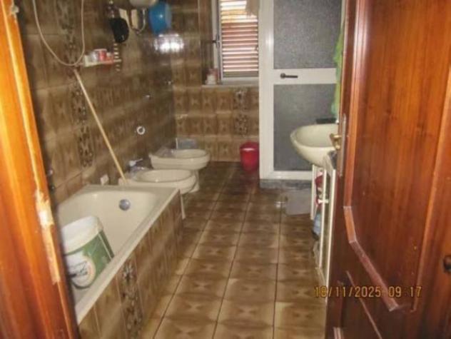 Immobile in asta di 229 m² con più di 5 locali in vendita a Isola di Capo Rizzuto - Foto 8