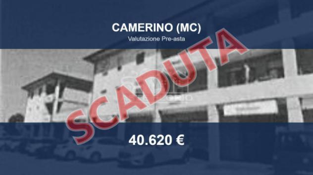 Immobile in asta di 90 m² con più di 5 locali in vendita a Camerino