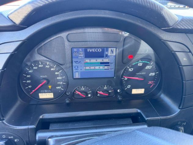 IVECO STRALIS 310 EEV FURGONATO CON PEDANA - Foto 6