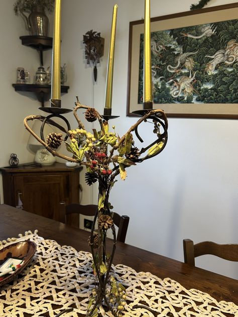Candelabro in ferro battuto