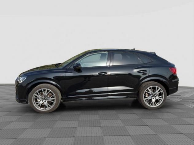 AUDI Q3 Q3 SPB 40 TDI quattro S tronic Identity Black rif. 24006532 - Foto 2