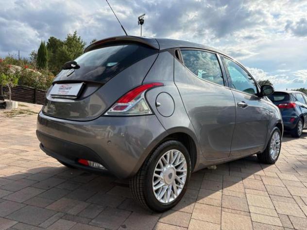 LANCIA Ypsilon 1.2 69 CV 5 porte GPL Ecochic Platinum rif. 24226390 - Foto 3