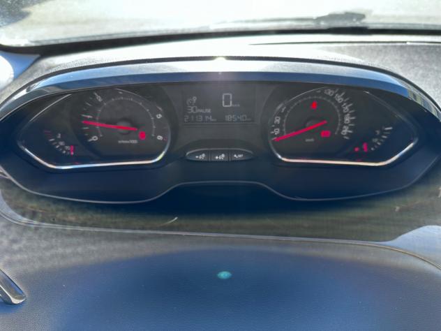 Peugeot 208 1.4 HDi 68 CV 5 porte Active - Foto 9