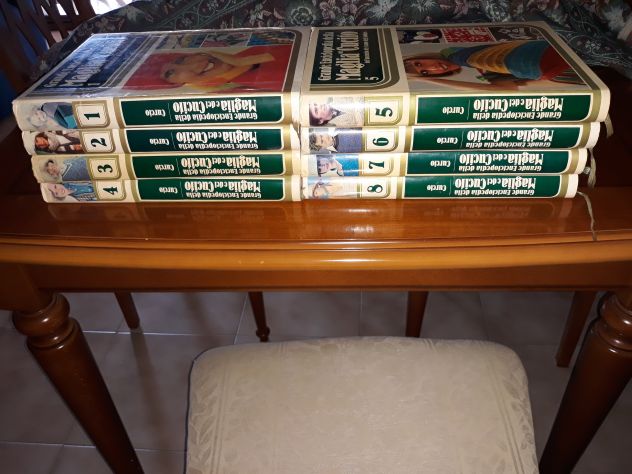 Grande enciclopedia della maglia e del cucito 8 volumi