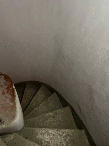 APPARTAMENTO DA RISTRUTTURARE - Foto 9