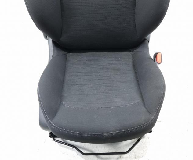SEDILE ANTERIORE DESTRO PEUGEOT 208 Serie HMZ (EB2), HMZ (EB2F) (1219) - Foto 2