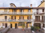 CASA INDIPENDENTE IDEALE PER 2 FAMIGLIE