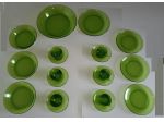 servizio di piatti in vetro temperato di colore verde