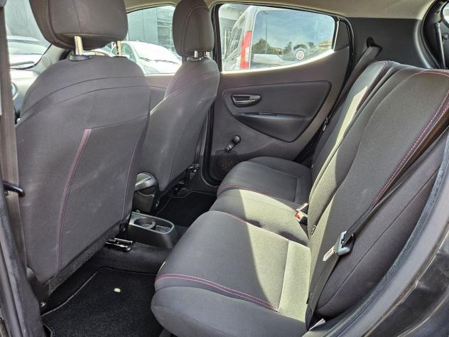 Lancia Ypsilon 1.3 MultiJet 95cv Start&Stop Elefantino - Foto 9