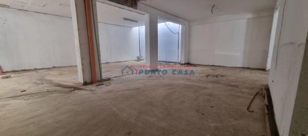 VIA VESPRI – Magazzino di 200 mq ca. - vano unico. Da rifinire. Euro 63 MILA - Foto 10