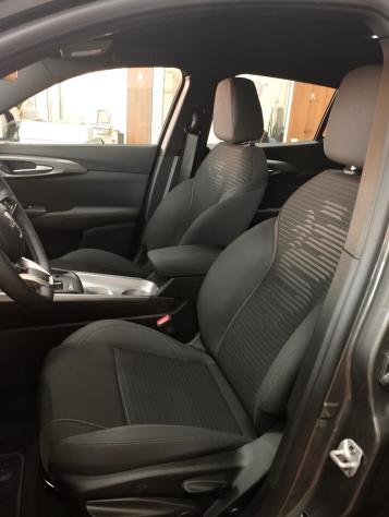 Alfa Romeo Tonale 1.5 160 CV MHEV TCT7 Veloce - Foto 9