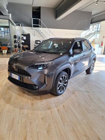 TOYOTA Yaris Cross Yaris Cross 1.5 Hybrid 130 CV 5p.E-CVT AWD-i Trend - Foto 3