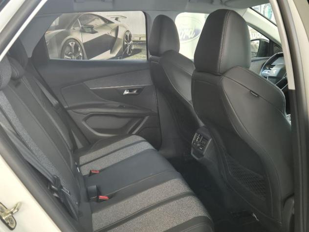 PEUGEOT - 3008 - BlueHDi 130 S&S Allure Pack - Foto 9