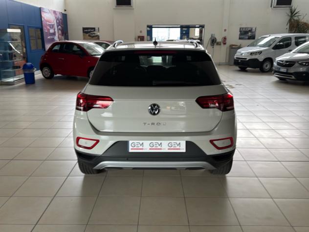 Volkswagen T-Roc 1.0 TSI Edition Plus + Fari Performance - Foto 4